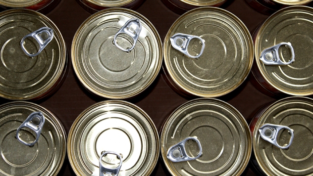 Conservele de carne, un PERICOL pentru consumatori