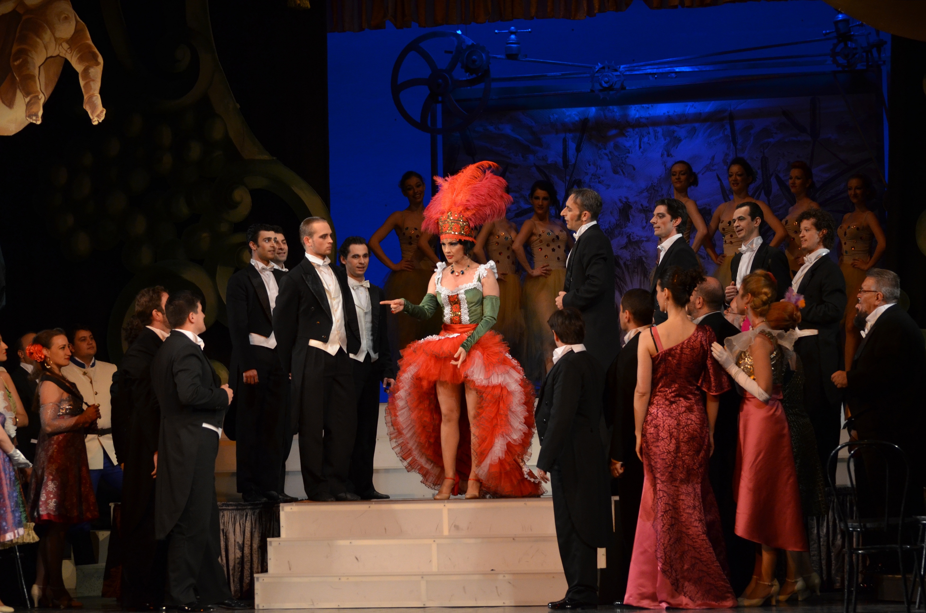 "Firfirică" şi "Văduva veselă", în weekend, la Teatrul Muzical