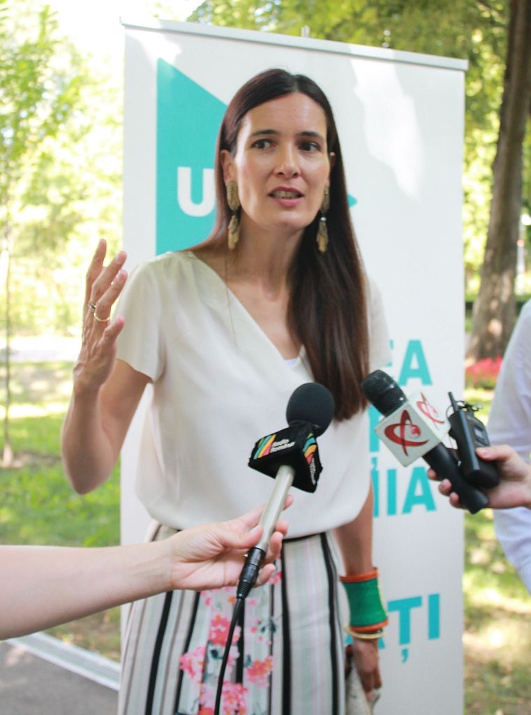 INTERVIU cu vicepreşedintele Uniunii Salvaţi România, CLOTILDE ARMAND: ”Lucrurile nu funcţionează pentru că oamenii nu se implică”