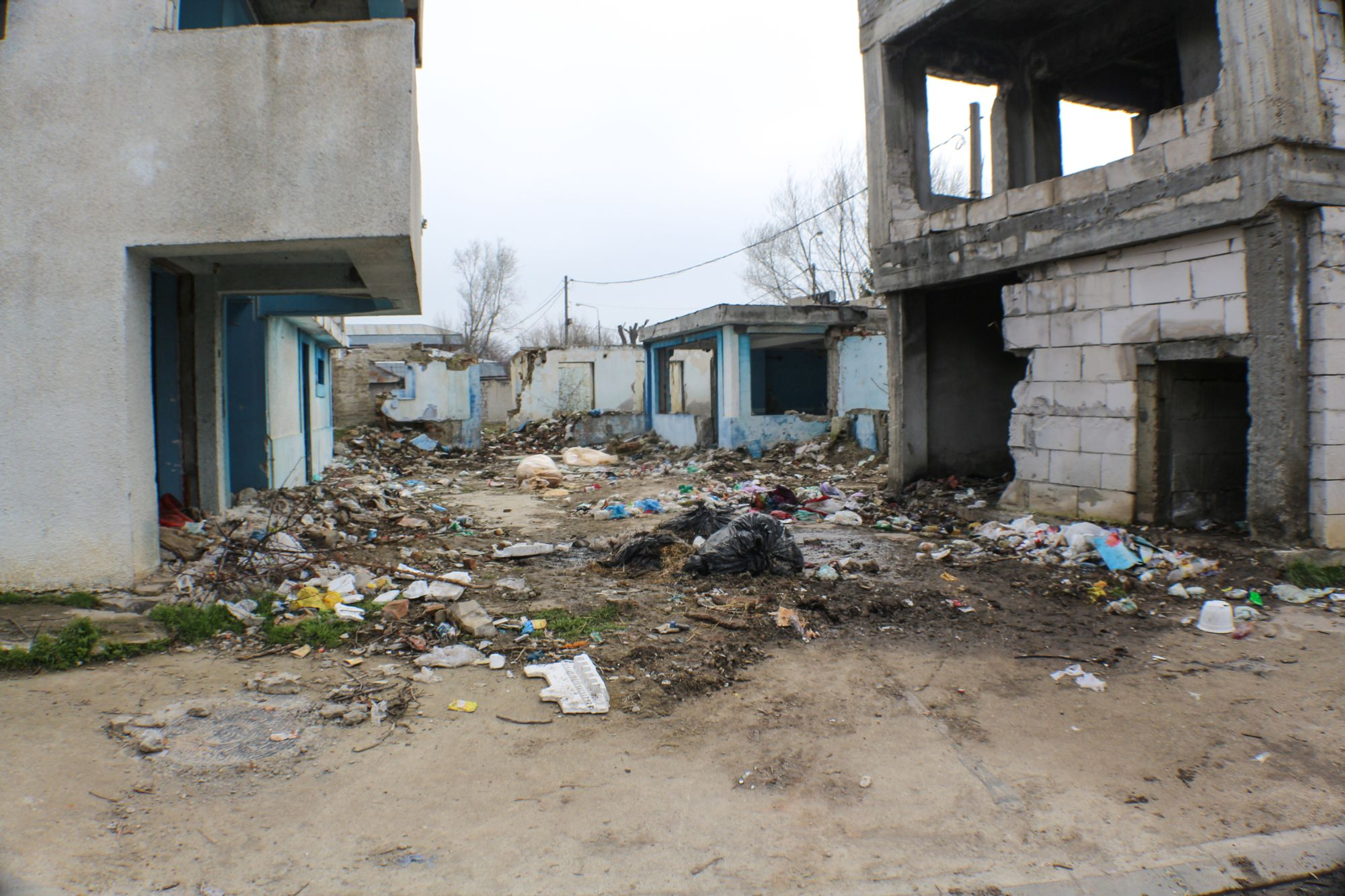 MEHID, un focar de infecţie de nestăvilit. Iar autorităţile gălățene nu sunt în stare să facă nimic