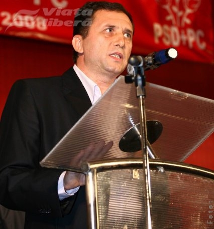 Bijuteriile senatorului Chirvăsuţă