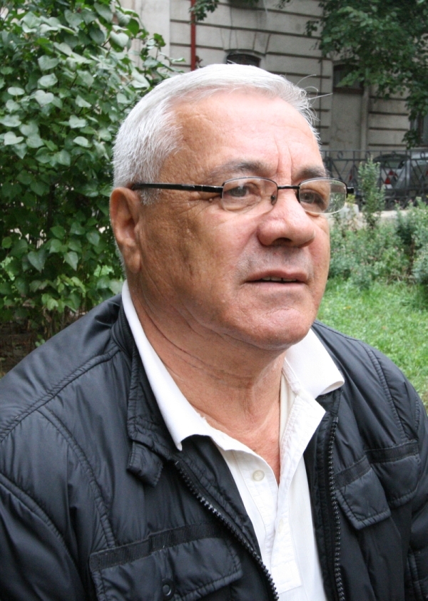 Apă Canal - la Primărie sau la privat?