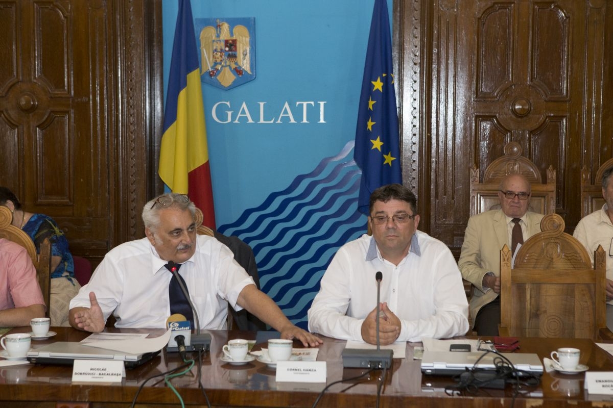 "TURISM" administrativ/ Din Consiliul Judeţului, în străinătate. Pe BANI PUBLICI