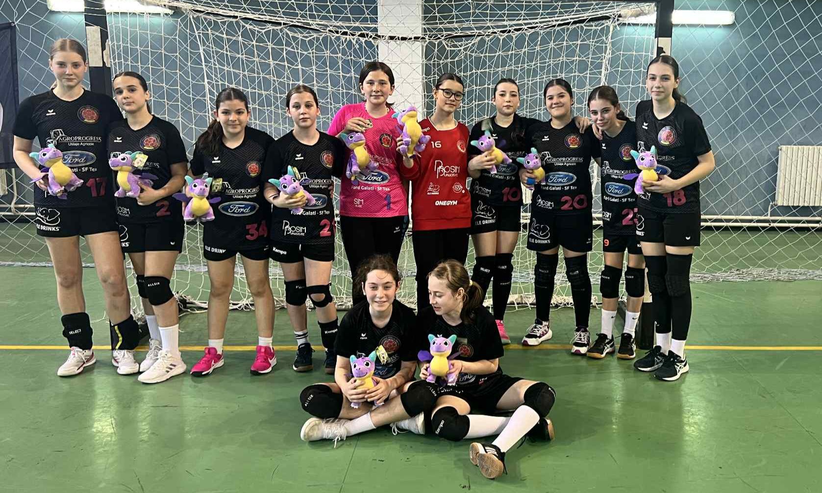 Două victorii în turneul de la Brașov. Din sportul gălățean