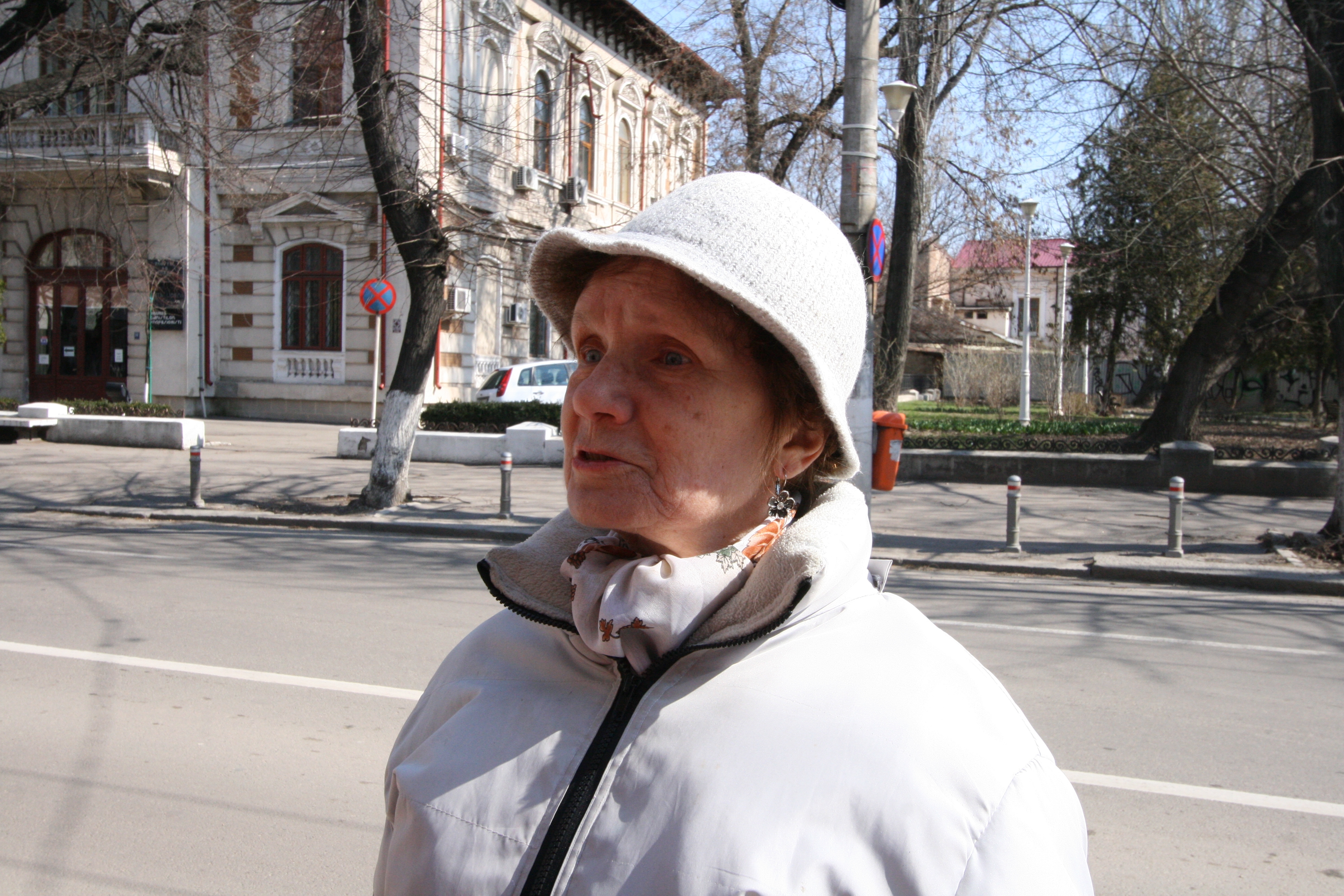 Ajutoare alimentare sau transport gratuit?