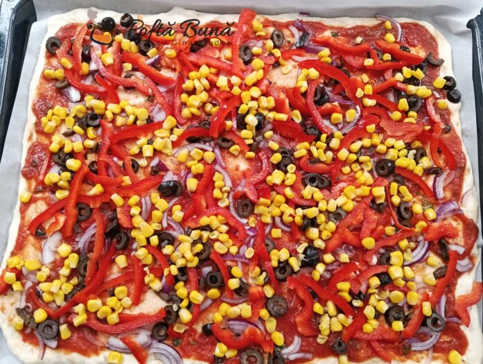 Pizza de post preparată în casă