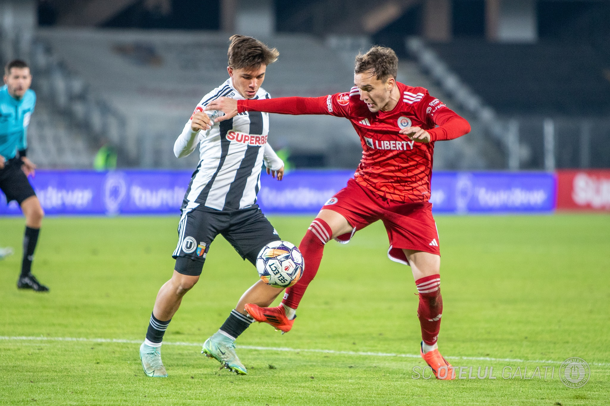 Doar șase puncte de la play-off până la barajul de retrogradare