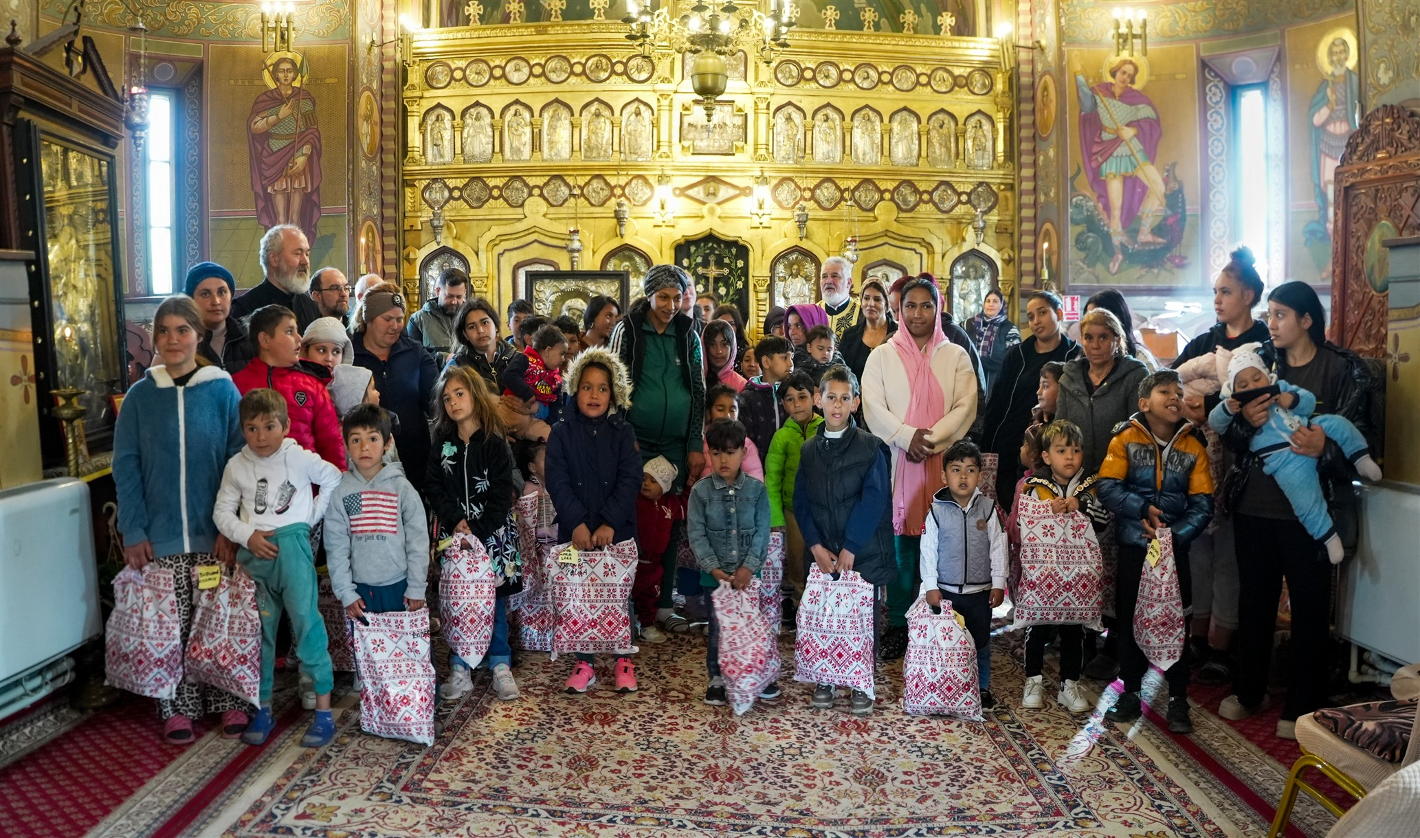 Daruri pentru copii şi vârstnici, în protopopiatul Tecuci