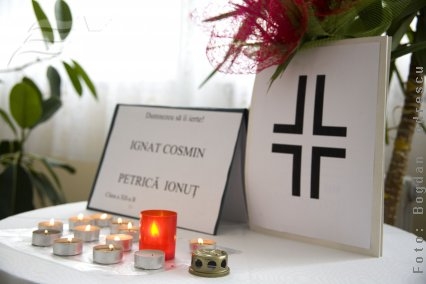 Liceul „Radu Negru” îşi plînge copiii