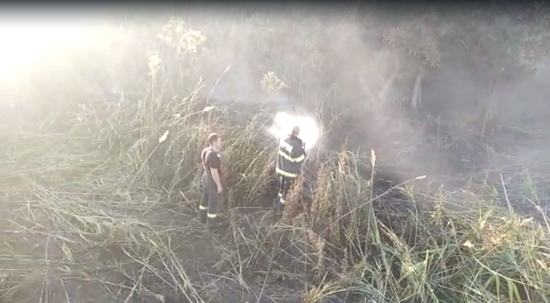 Incendiu puternic la marginea orașului