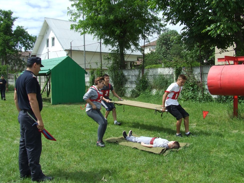 De două ori Premiul I la "Cu viața mea apăr viața"