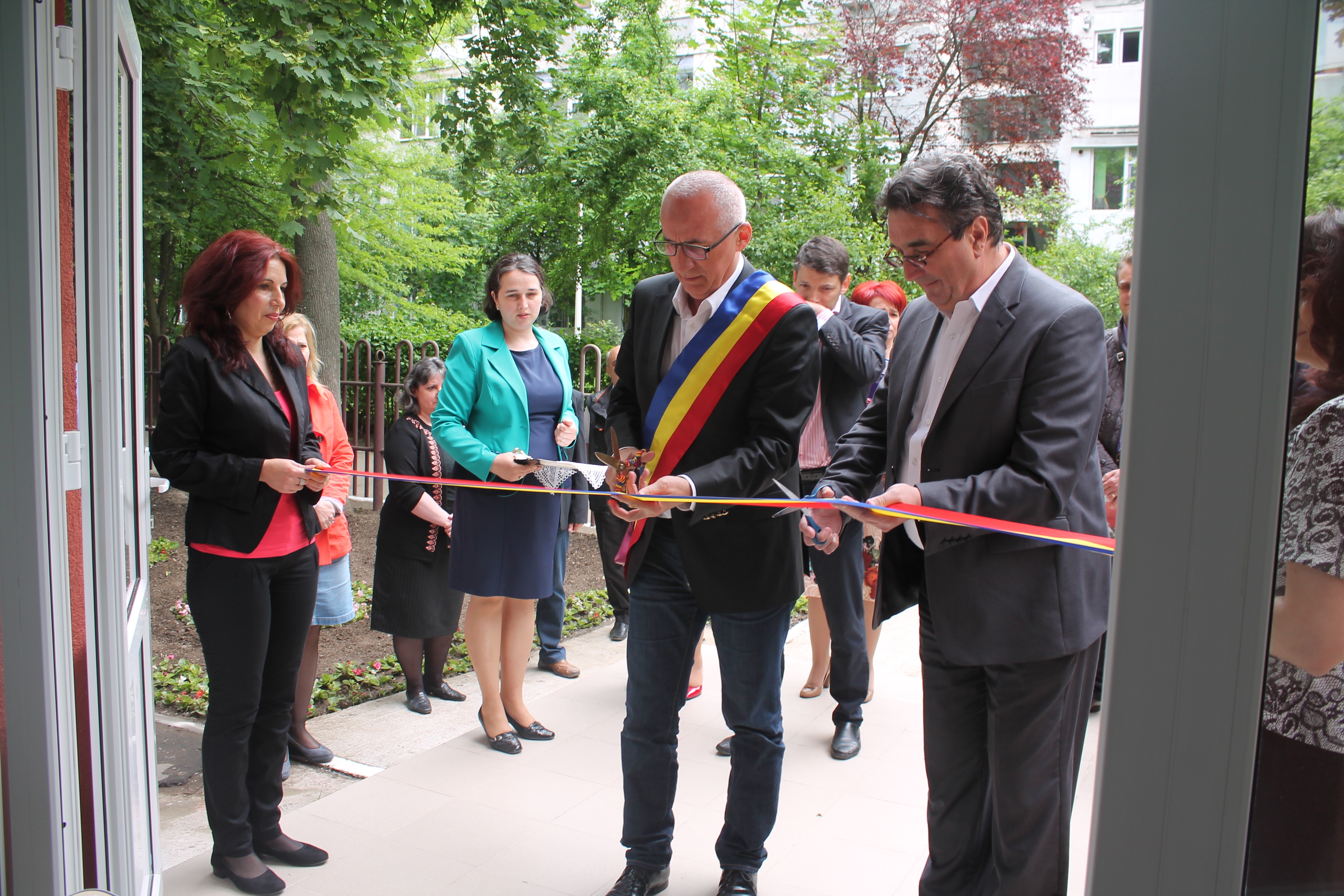 Pentru copiii cu dizabilităţi: Centru de recuperare la standarde europene (FOTO)