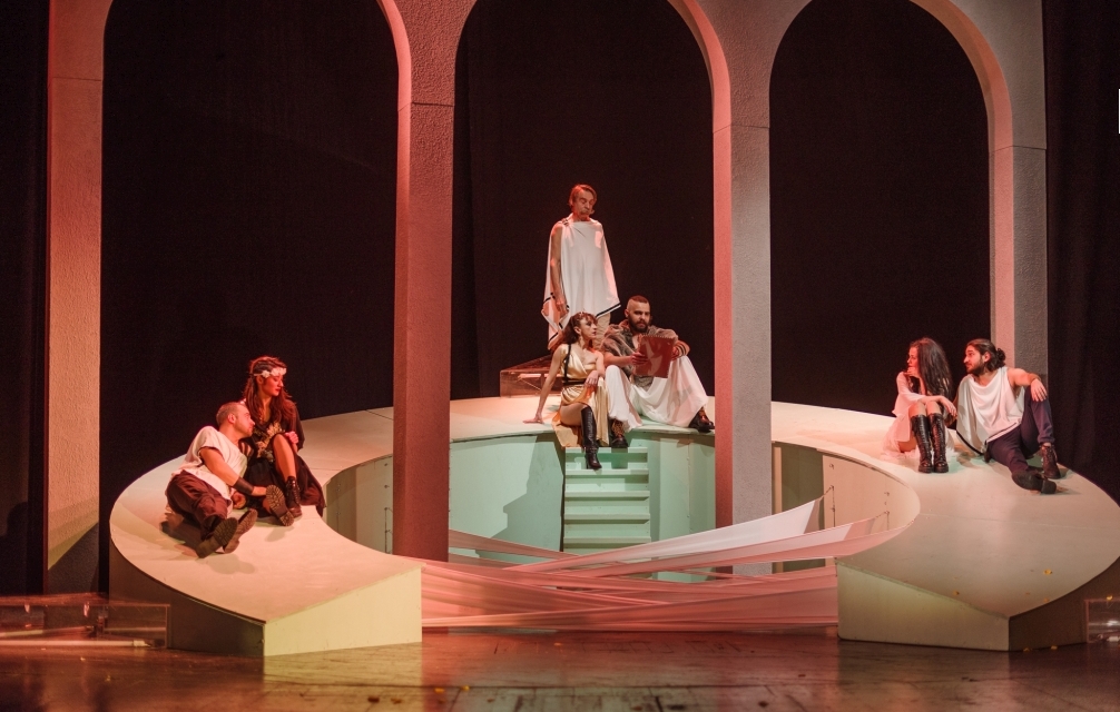 SHOCKSPEARE. O feerie uşor actuală