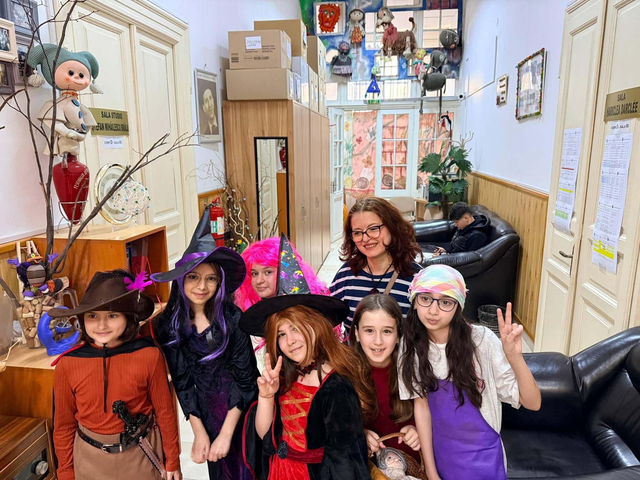 Mici actriţe din Galaţi au jucat în limba engleză