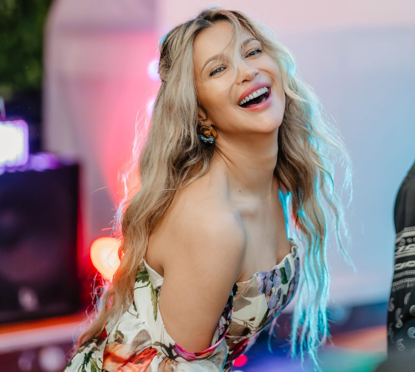 Cât de departe v-ar duce banii din buzunar?