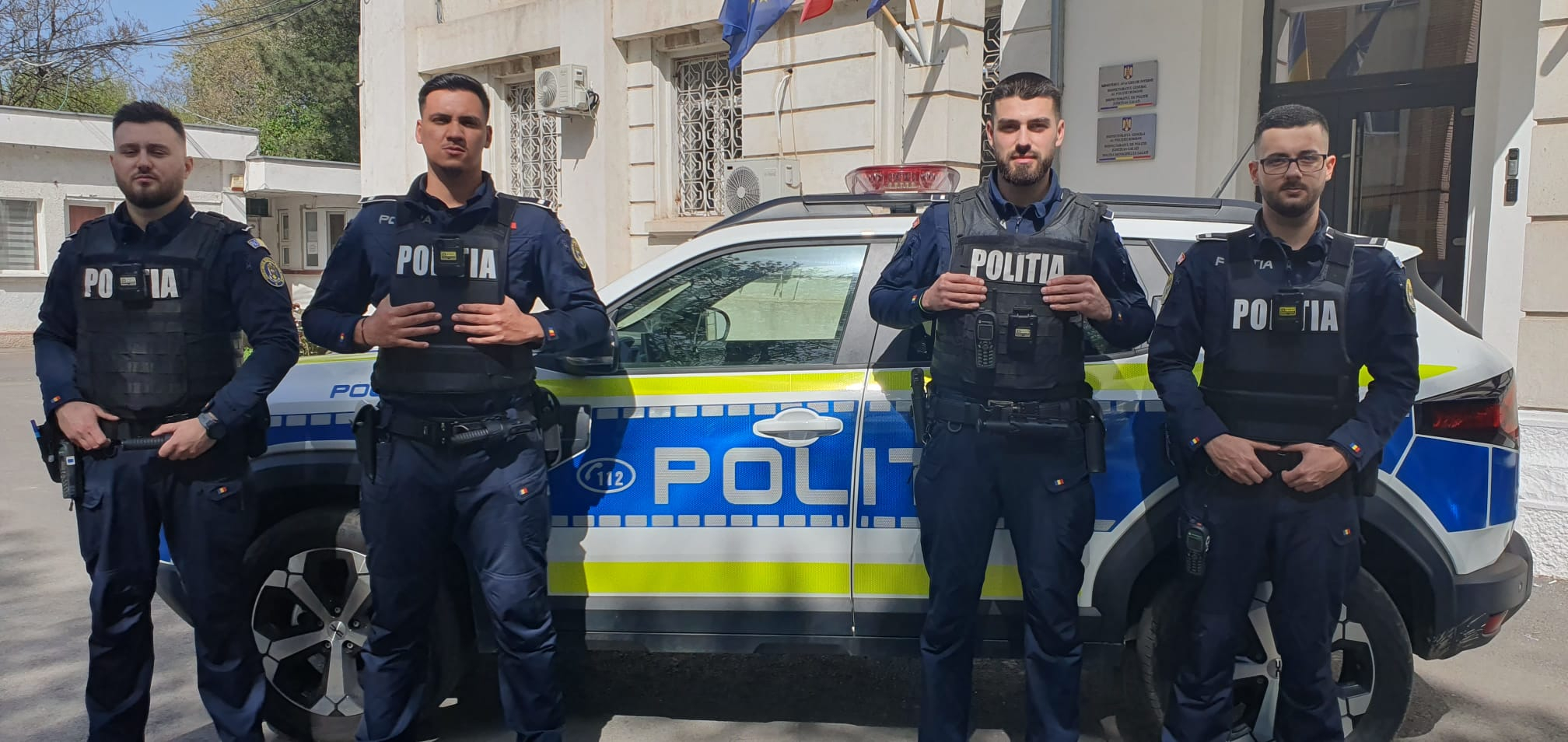 Patru tineri agenți de poliţie gălăţeni au salvat un om de la moarte