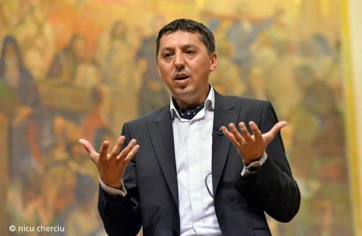 Ministrul Educației, absent la „Ora Guvernului” din Parlament