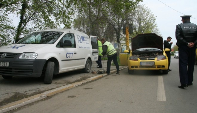 Epurare în TAXIMETRIA gălăţeană. Mai multe maşini, scoase de pe trasee pentru DEFECȚIUNI GRAVE