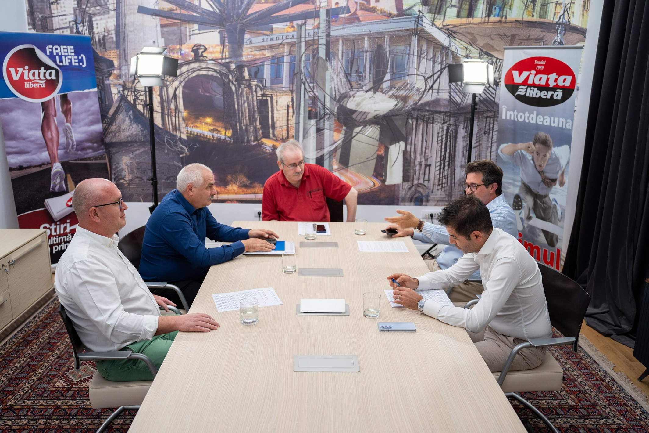 SPOT ON la „Viața liberă”. Constructorii gălăţeni, despre efectele măsurilor de austeritate: ”Dintr-o lucrare oprită pierde toată lumea” (VIDEO)