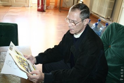 Grafică plus grafică umoristică, la sala „Gheorghe Petraşcu” din Tecuci