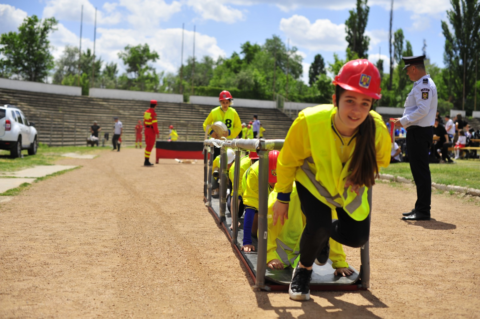 20 de școli au elevi instruiți pentru situații de criză (FOTO)