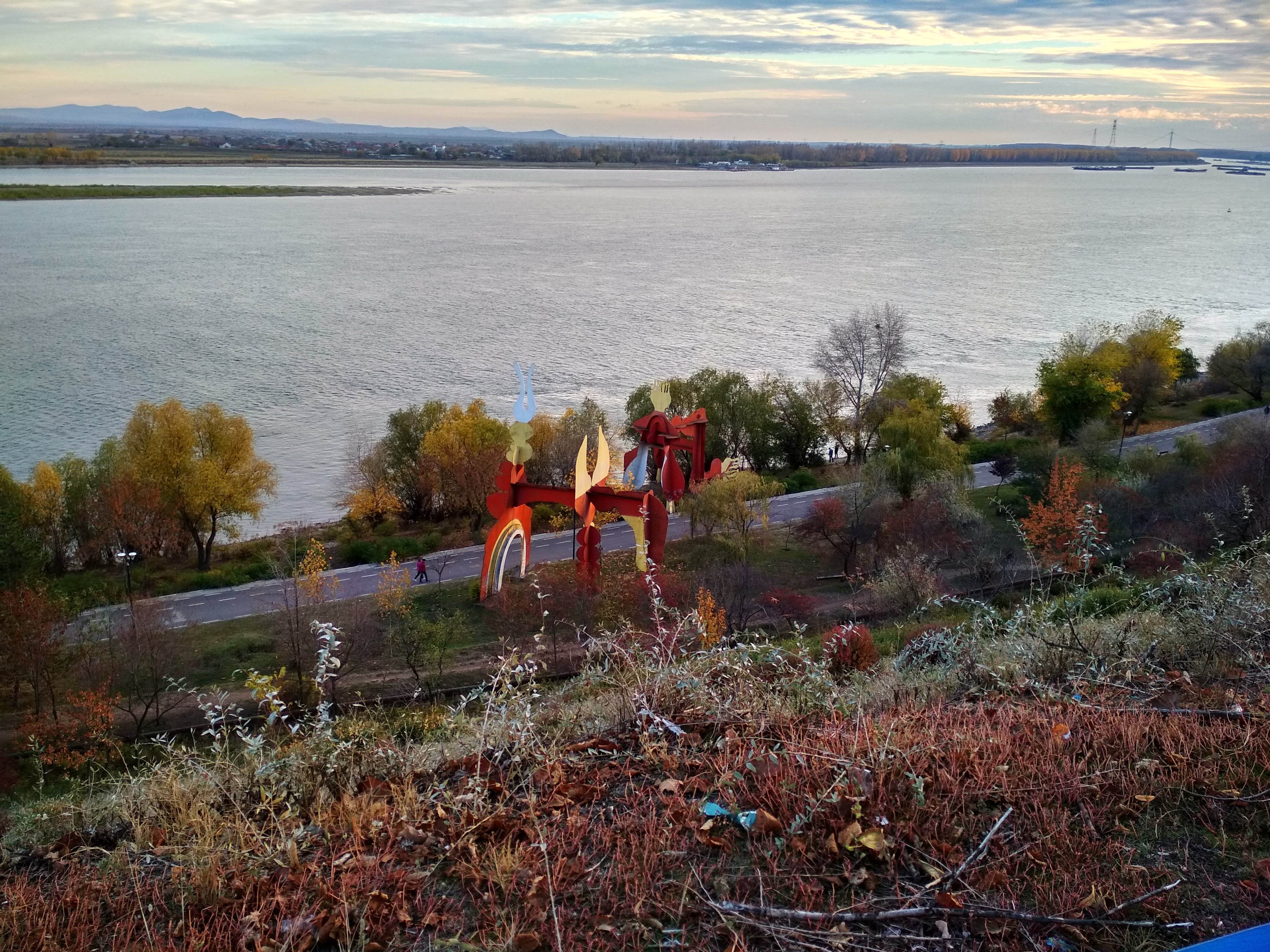 Cine „caută” parcări subterane pe Faleza Dunării