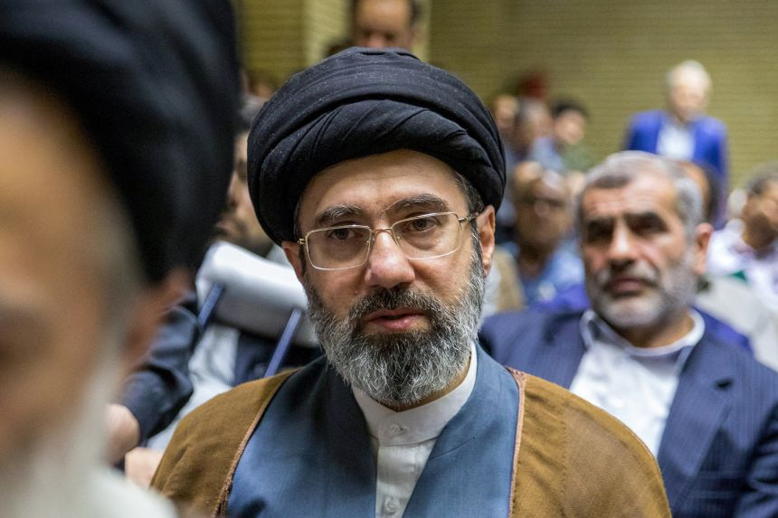 Mojtaba Khamenei ameninţă cu atacuri asupra bazelor americane