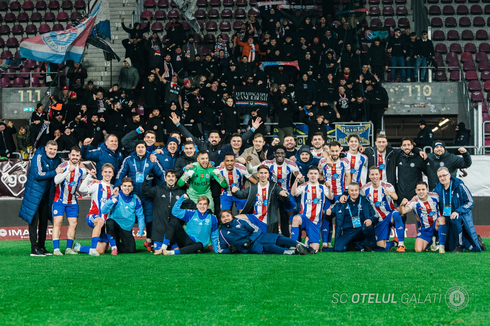 Joc de echipă mare, buget de echipă mică