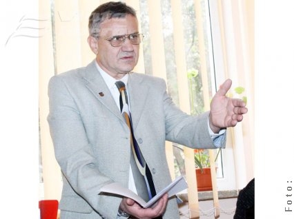 Cu Viorel Dinescu în „Dialoguri socratice” 