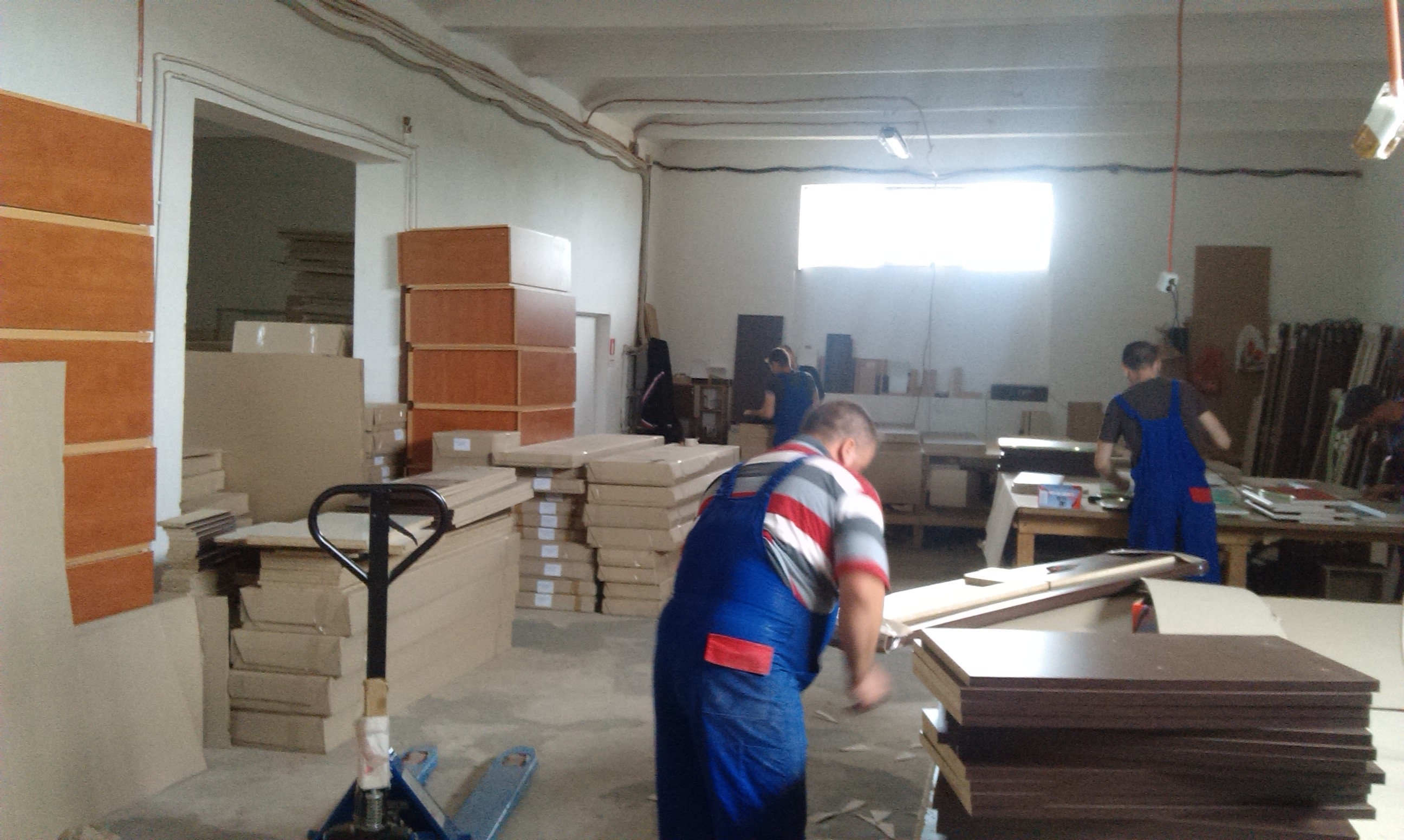 Fabricarea MOBILEI devine PROFITABILĂ, în Galaţi