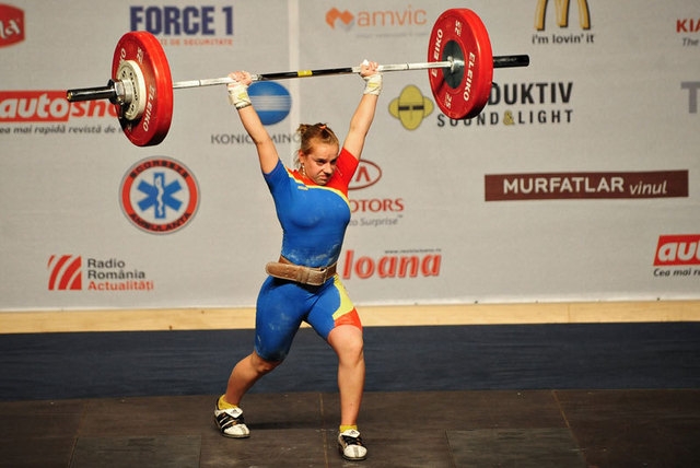 UPDATE Junioara gălăţeană Elena Andrieş, trei medalii la CE de haltere ale seniorilor