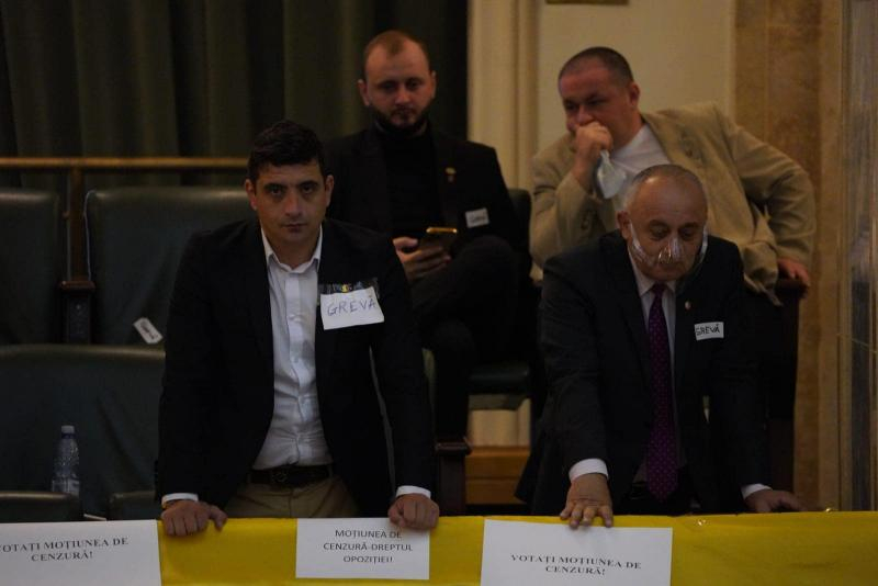 AUR face plângere la DNA, pentru „mită”