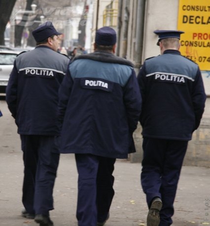 Concediul fără plată al poliţiştilor - pe loc repaus 