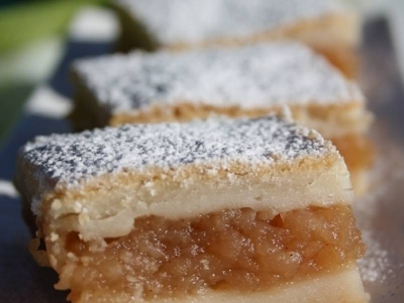 Plăcintă cu mere. Dulciuri pentru ocazii