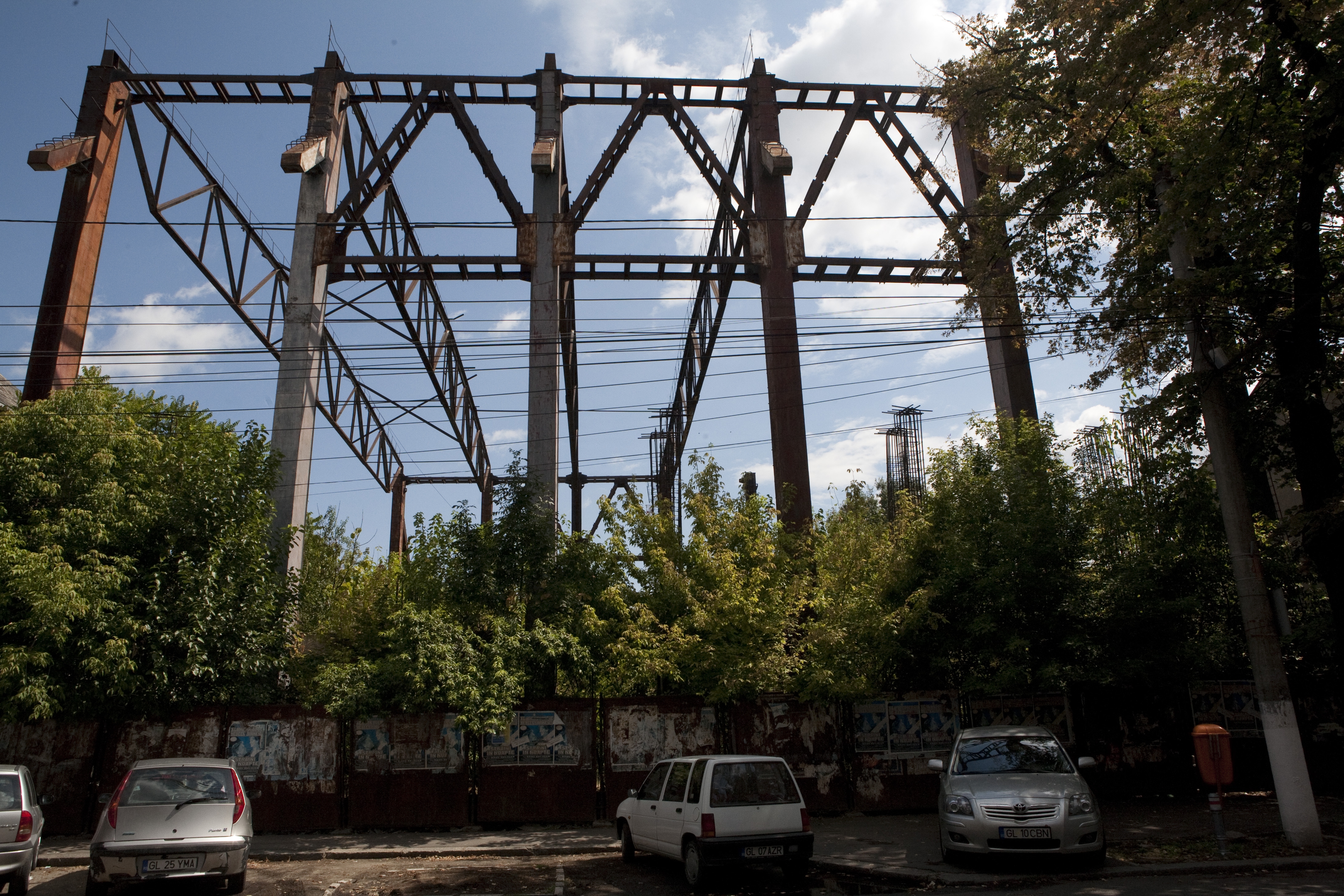 Preşedintele Comisiei de Urbanism: "La fier vechi cu Arena de Box!"