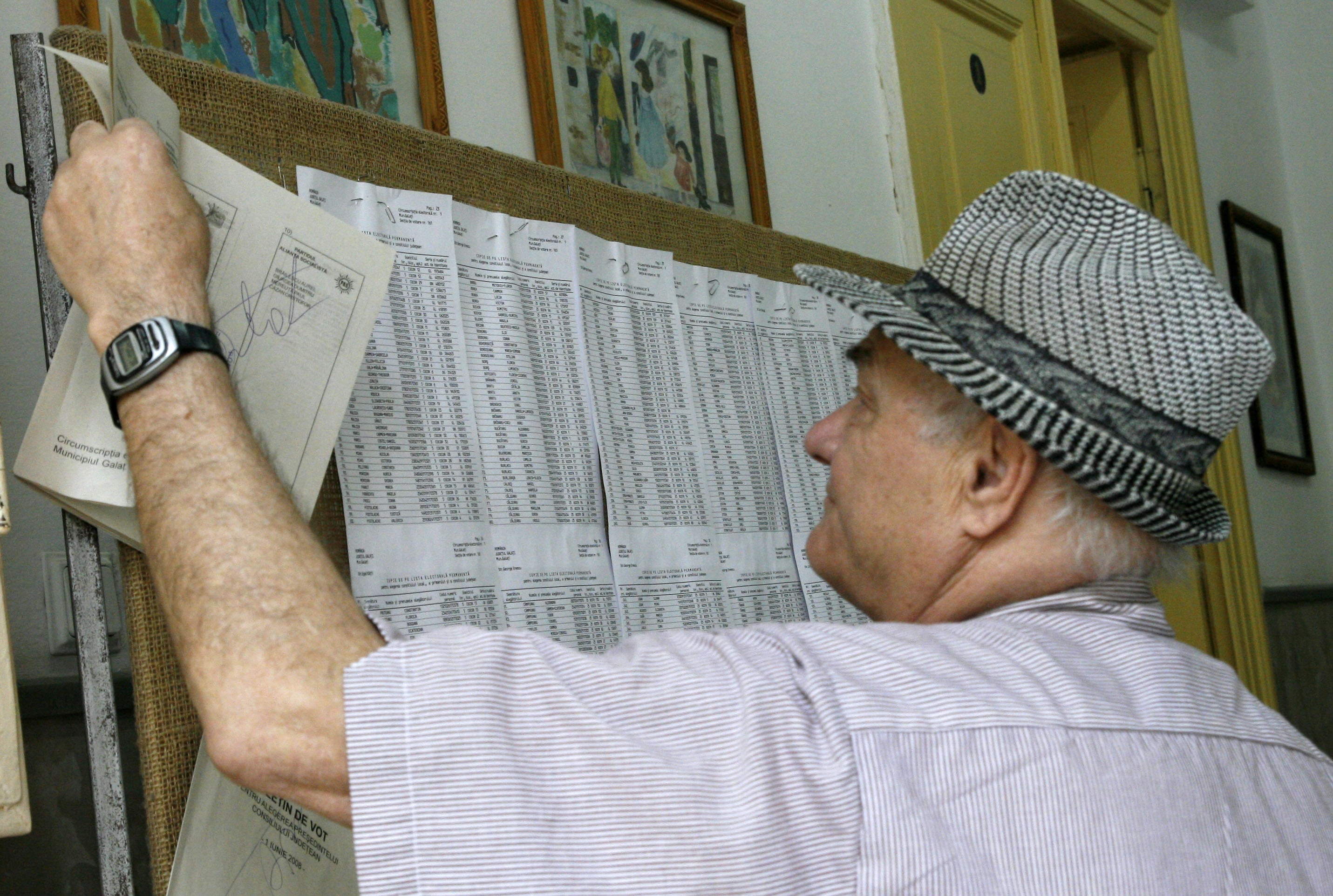 Alegerile, pe ultima sută de metri - Candidaturile au rămas definitive