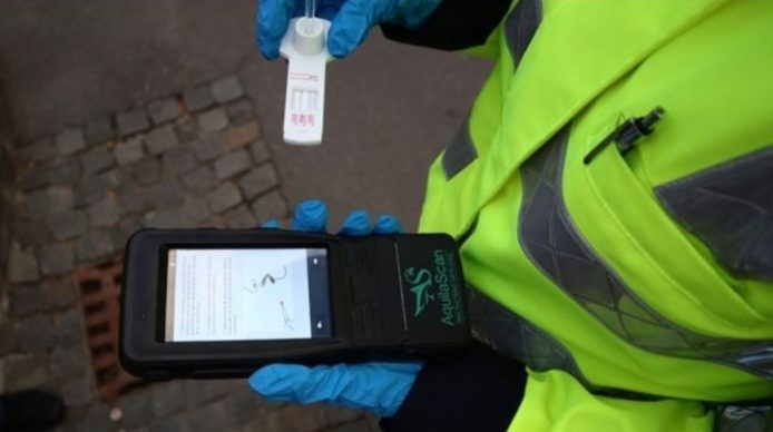 Trei șoferi depistați drogați la volan