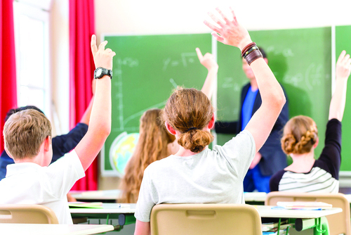 Cât costă educaţia „gratuită“ în România, din perspectiva părinţilor?