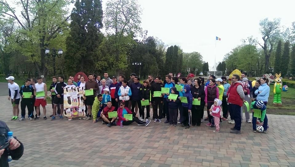 Peste 150 de gălăţeni au participat la crosul umanitar pentru micuţa Evelina