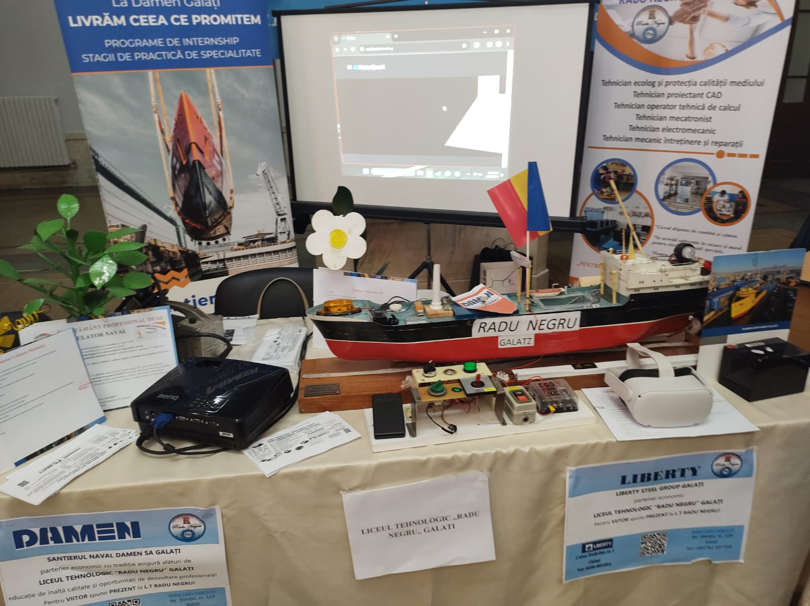 Viitorii absolvenți de gimnaziu, în căutarea liceului perfect (FOTO)