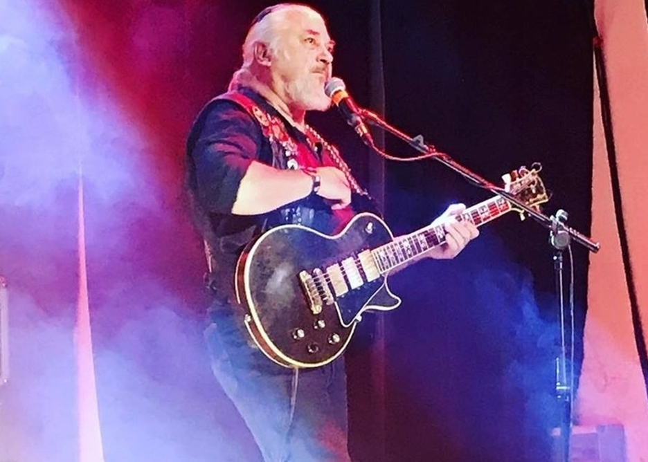 A murit muzicianul Nicu Covaci, liderul formaţiei Phoenix