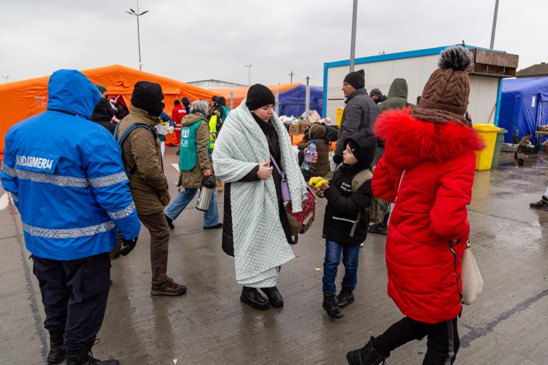 Încă 1.154 de cetăţeni ucraineni au trecut graniţa pe la Galaţi, în 24 de ore