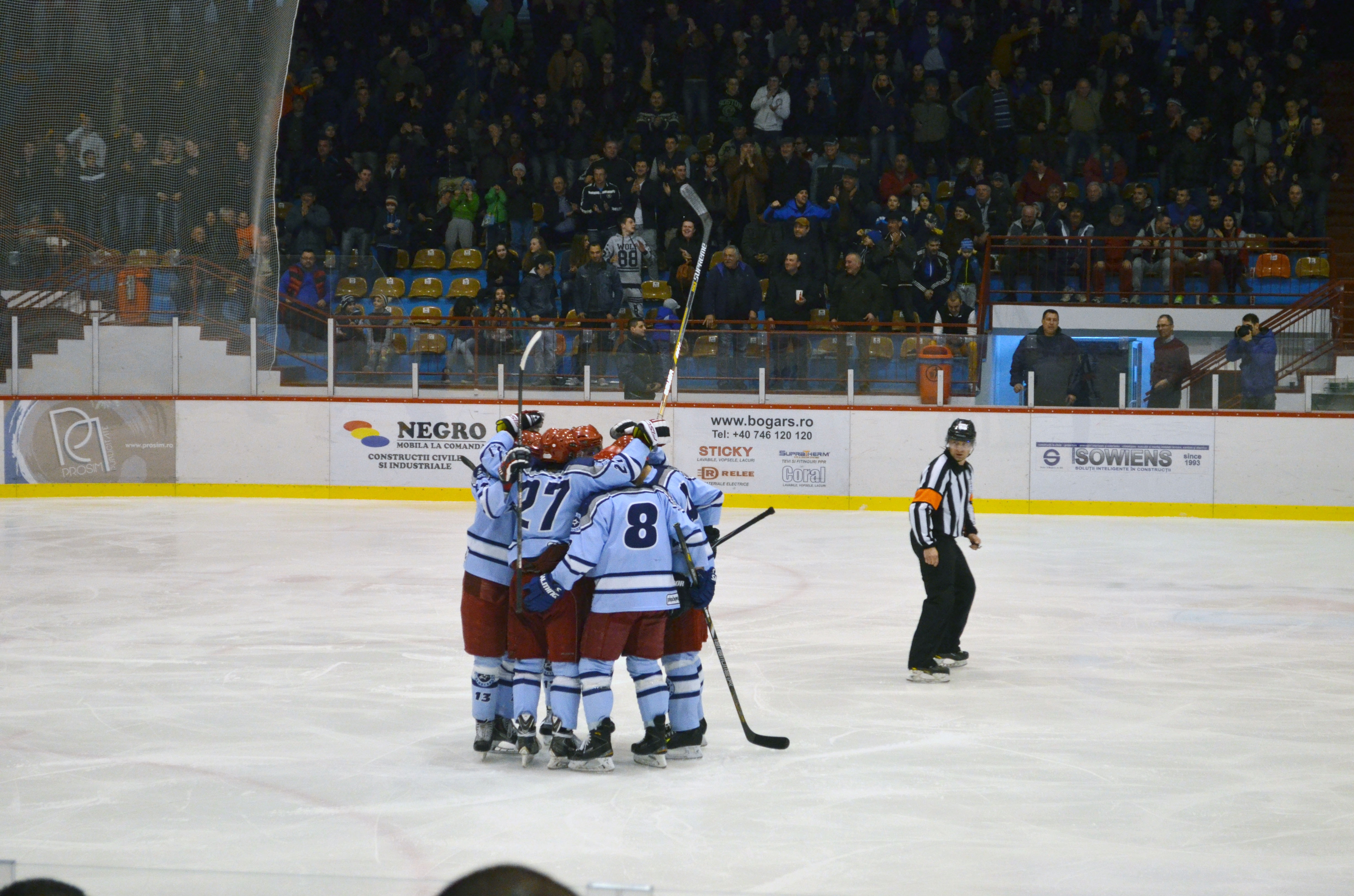 Vineri seară hocheiştii de la Dunărea pot deveni CAMPIONI