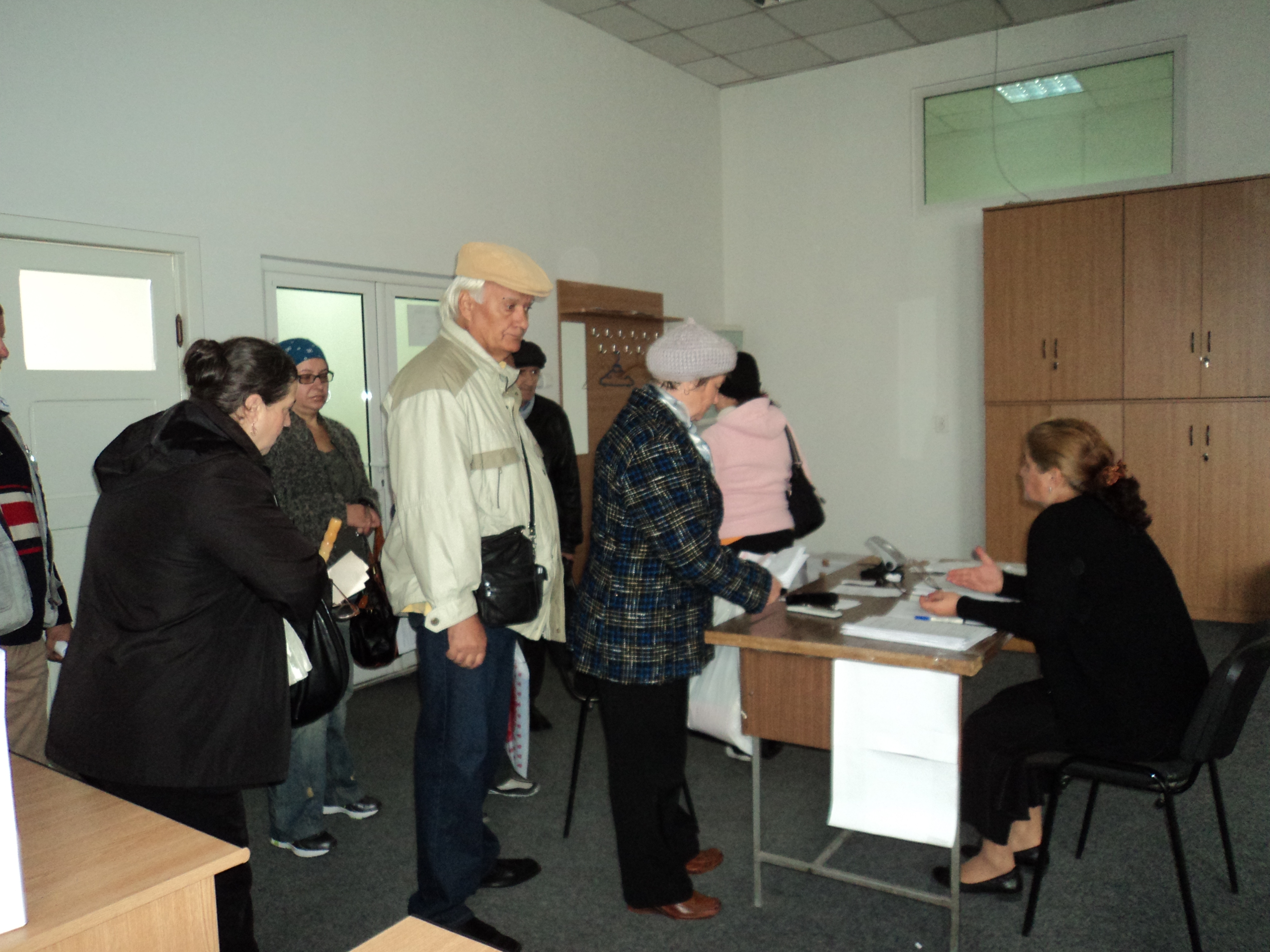 De astăzi, formulare pentru ajutoarele de căldură