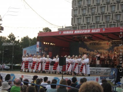 Poveştile fermecate ale folclorului