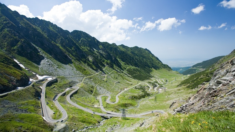 Traficul auto pe Transfăgărăşan a fost redeschis
