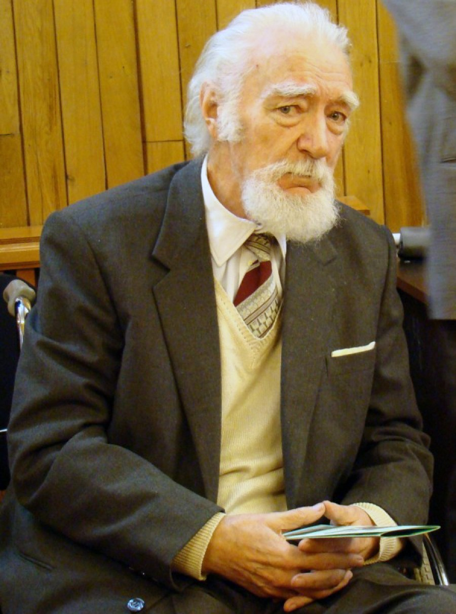 Comemorare Paul Păltănea şi defilarea absolvenţilor Facultăţii de Istorie, Filosofie şi Teologie