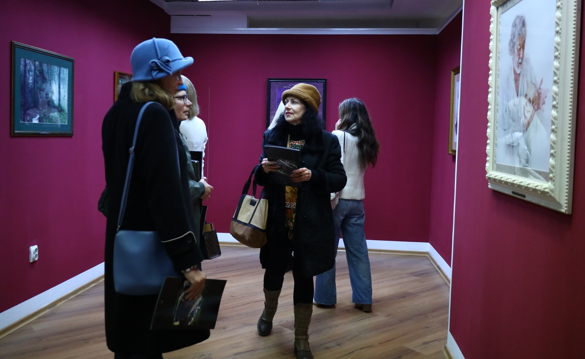 Vernisaj la „Nicolae Mantu”. Carnet cultural gălăţean