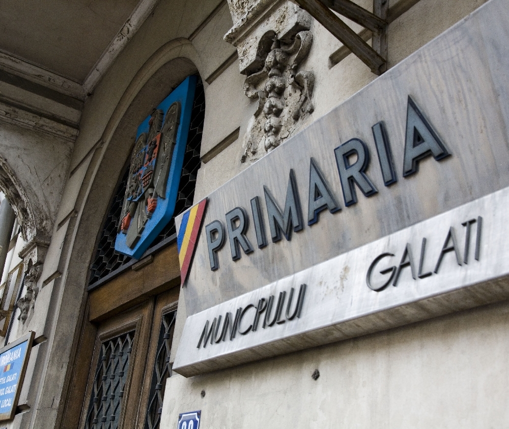 PRIMĂRIA Galaţi a luat (iar) BANII de la investiţii. 12,2 milioane de lei în plus, pentru funcţionarea oraşului