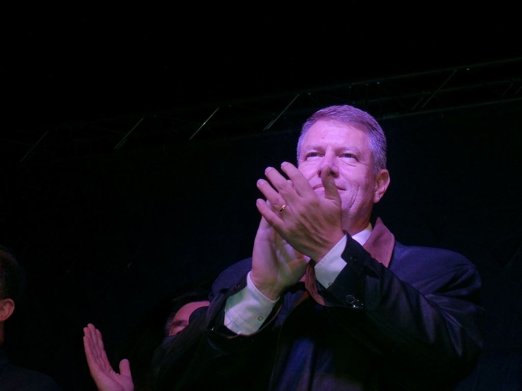 Miting electoral la Galaţi/ Klaus Iohannis le-a cerut gălăţenilor să iasă la vot pe 16 noiembrie (VIDEO)
